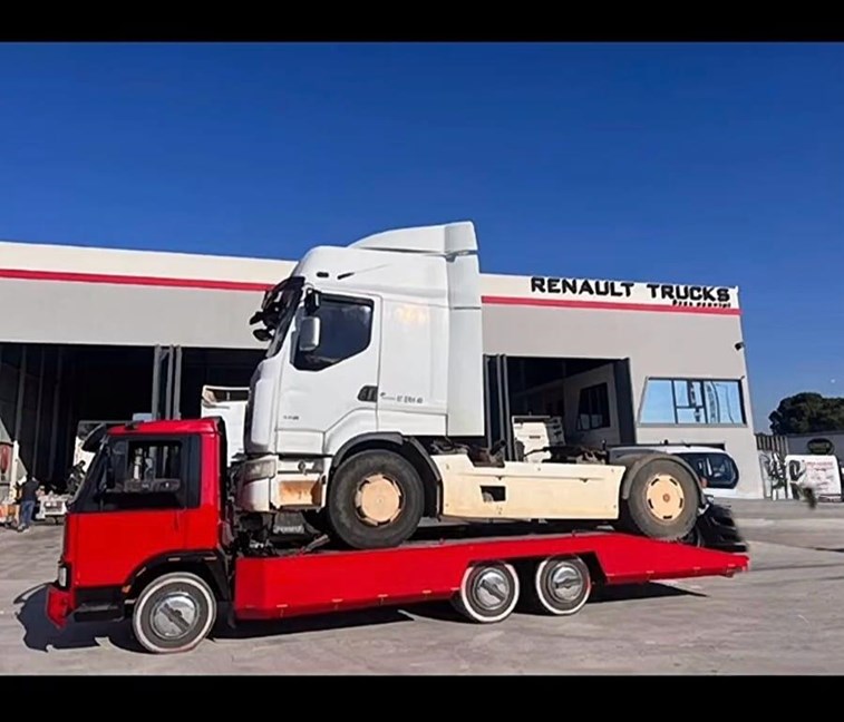 İnegöl Oto Kurtarıcı - Yeşim Oto Kurtarma Yol Yardım